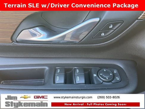 Used 2018 GMC Terrain SLE w/ Driver Convenience Package image 15