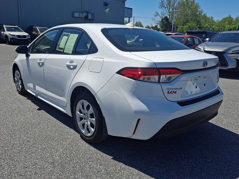 Used 2024 Toyota Corolla LE FWD image 6