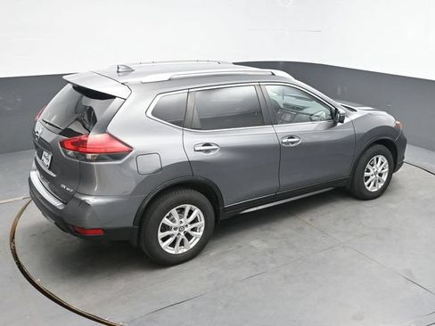 Used 2017 Nissan Rogue SV w/ SV Premium Package AWD/4WD image 30