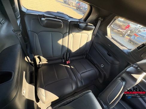 Used 2024 Jeep Grand Cherokee L Limited image 26