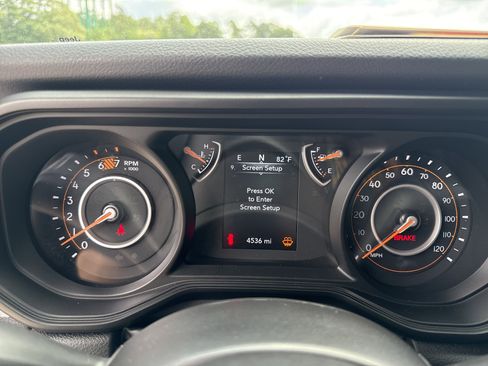 Used 2025 Jeep Wrangler Sport S image 22