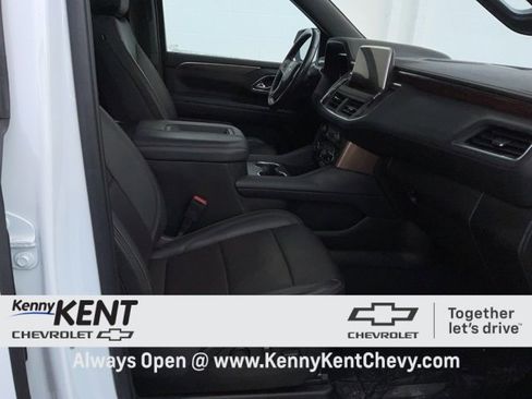 Certified 2022 Chevrolet Tahoe High Country w/ Premium Package image 20