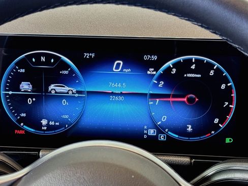 Used 2023 Mercedes-Benz GLA 250 4MATIC image 12