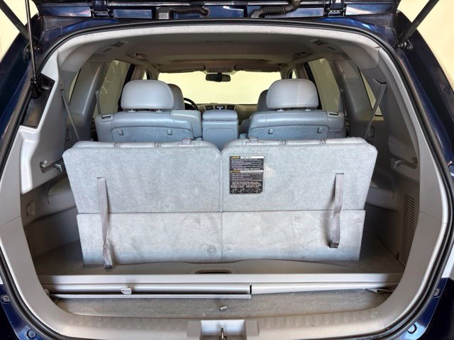 Used 2012 Toyota Highlander Limited w/ Tow Pkg FWD image 9