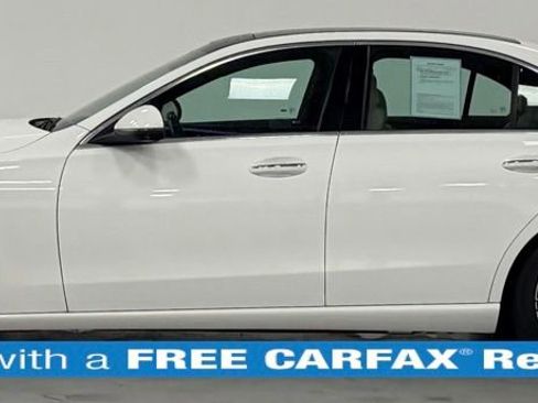 Used 2022 Mercedes-Benz C 300 4MATIC Sedan image 2