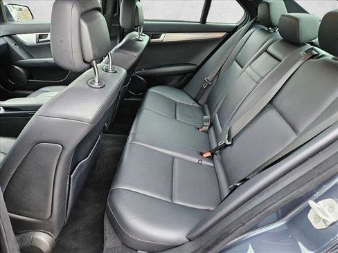 Used 2013 Mercedes-Benz C 250 Luxury image 19