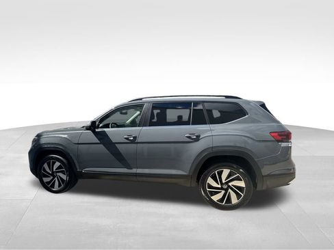 New 2026 Volkswagen Atlas SE image 7