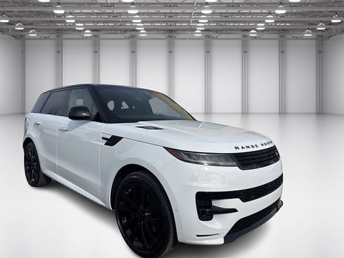 New 2026 Land Rover Range Rover Sport Dynamic SE image 3