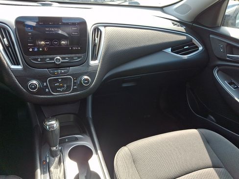 Used 2020 Chevrolet Malibu RS FWD image 16
