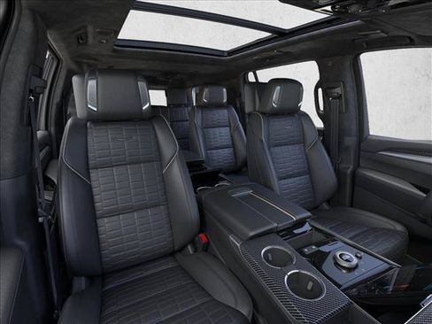 New 2026 Cadillac Escalade ESV V AWD/4WD image 16