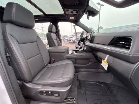 New 2026 Chevrolet Tahoe Z71 w/ Comfort Package AWD/4WD image 6