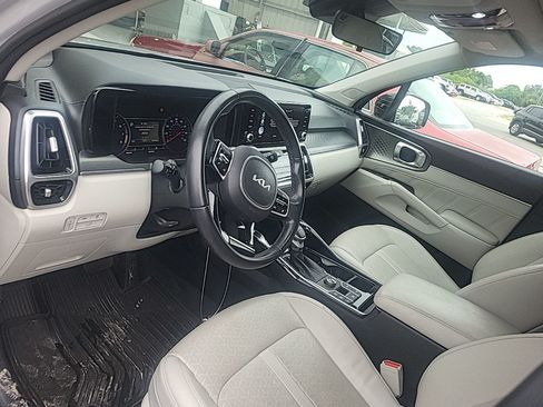 Used 2022 Kia Sorento SX FWD image 10