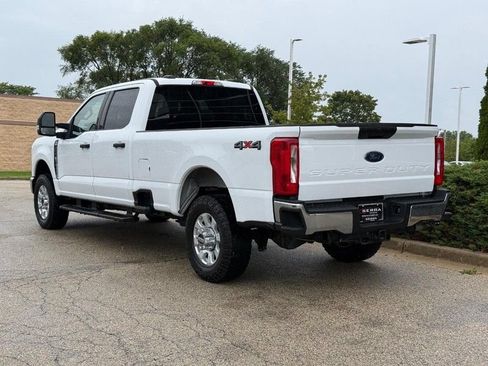 Used 2023 Ford F250 XLT AWD/4WD image 5