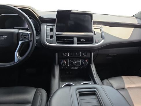 Used 2023 Chevrolet Tahoe Z71 w/ Z71 Off-Road Package AWD/4WD image 12