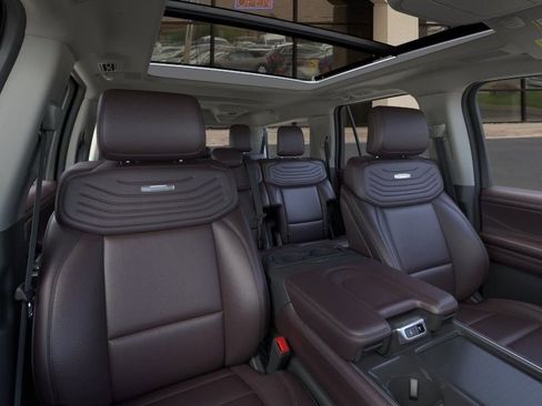 New 2025 Ford Expedition Max Platinum w/ Platinum Ultimate Package AWD/4WD image 8