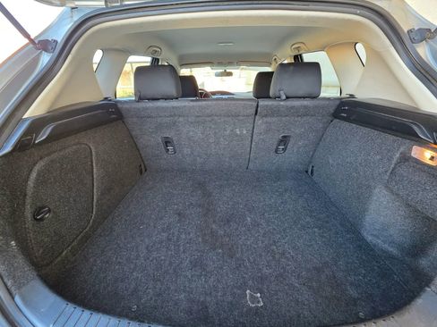 Used 2012 MAZDA MAZDA3 i Touring image 6