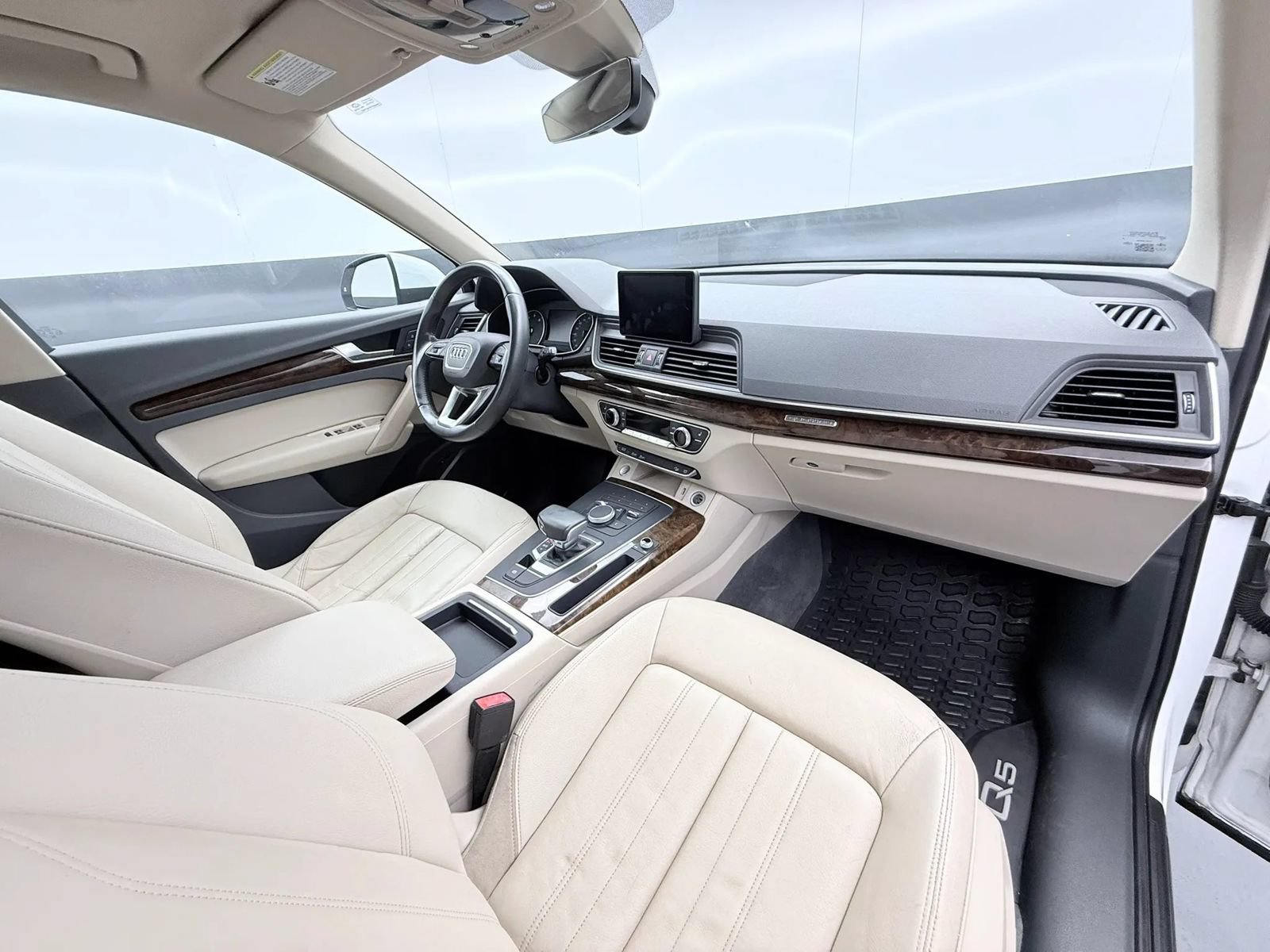 Used 2018 Audi Q5 2.0T Premium w/ Convenience Package AWD/4WD image 11
