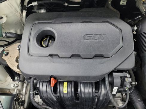 Used 2017 Kia Sportage LX image 30