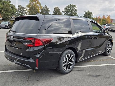 New 2026 Honda Odyssey EX-L image 3