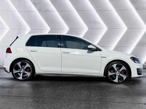 Used 2017 Volkswagen GTI S FWD image 4