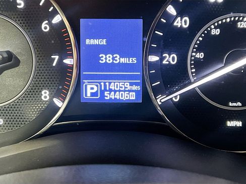 Used 2019 Nissan Armada SL w/ Premium Package image 8