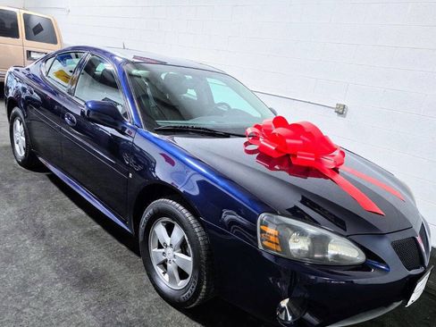 Used 2008 Pontiac Grand Prix Base 4dr Sedan w/ Sun And Sound Package image 5