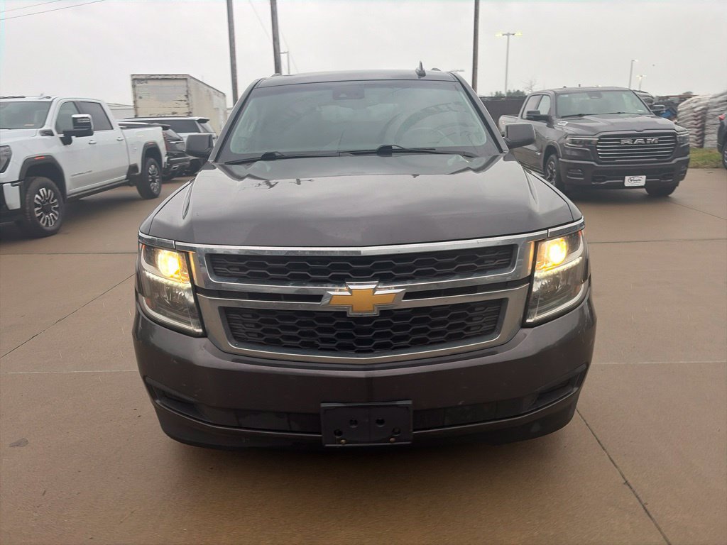 Used 2018 Chevrolet Suburban LT AWD/4WD image 4
