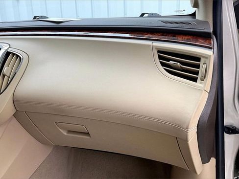 Used 2013 Buick LaCrosse Premium image 17