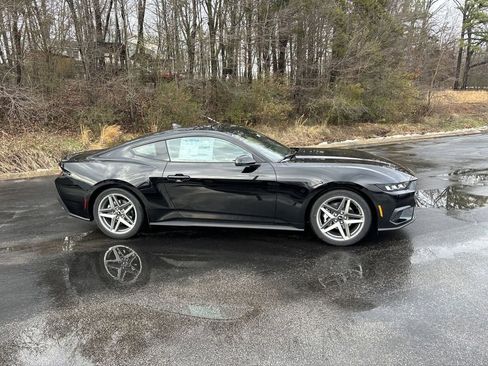 New 2025 Ford Mustang Premium image 2