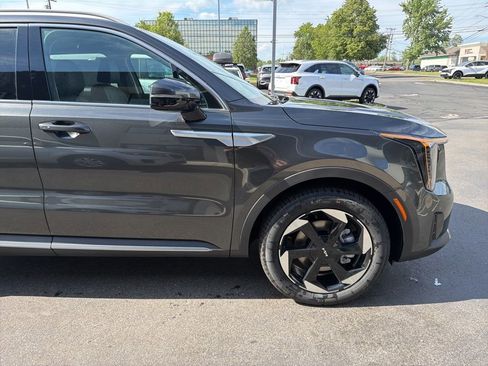 New 2026 Kia Sorento EX AWD/4WD image 6