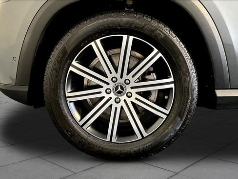 Certified 2026 Mercedes-Benz GLE 350 4MATIC image 11