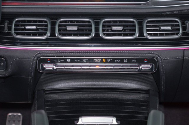 New 2026 Mercedes-Benz GLE 53 AMG 4MATIC image 17
