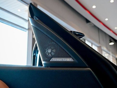 Used 2024 BMW M2 w/ Lighting Package image 40