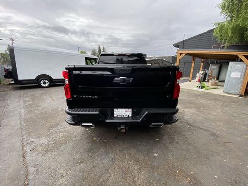 Used 2021 Chevrolet Silverado 1500 LT Trail Boss w/ Convenience Package II AWD/4WD image 5
