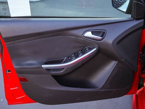 Used 2013 Ford Focus ST FWD image 26