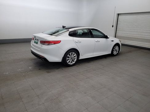 Used 2018 Kia Optima EX w/ Premium Package FWD image 10