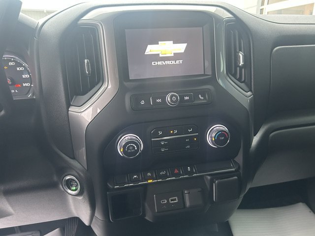 Used 2022 Chevrolet Silverado 1500 Custom AWD/4WD image 23