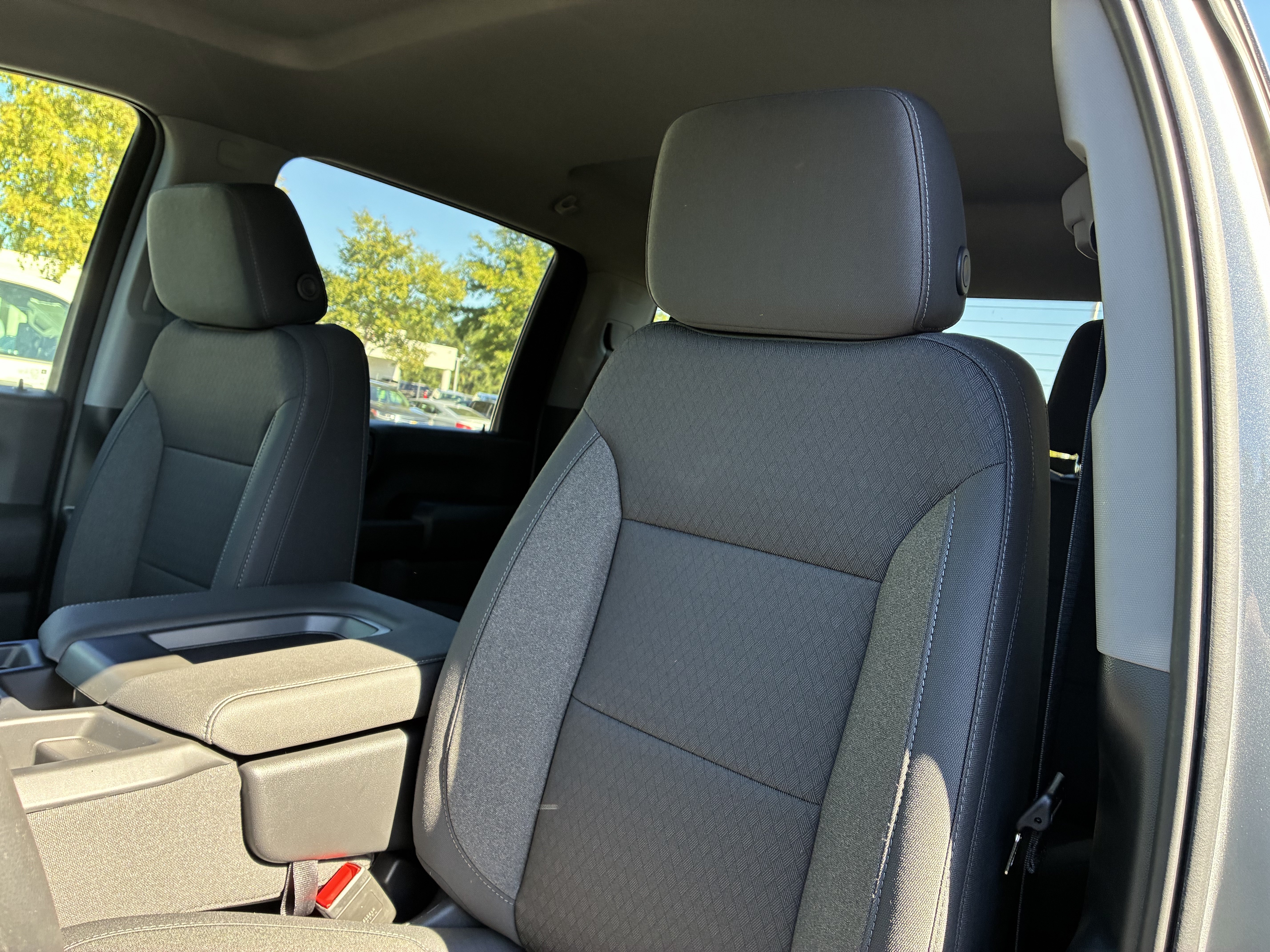 New 2026 Chevrolet Silverado 2500 Custom w/ Custom Value Package AWD/4WD image 23
