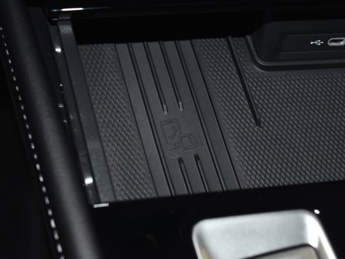 New 2026 Volkswagen Atlas Cross Sport SE image 10