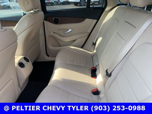 Used 2022 Mercedes-Benz GLC 300 4MATIC image 13