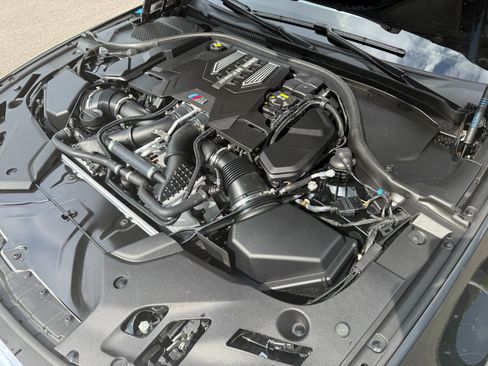 Used 2022 BMW M5 w/ Executive Package AWD/4WD image 43