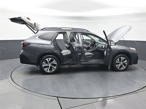 Used 2020 Subaru Outback Limited image 55