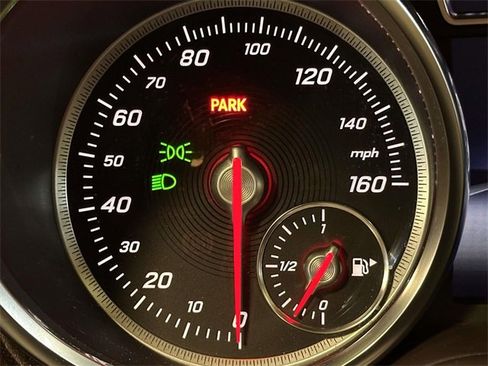 Used 2018 Mercedes-Benz GLE 350 4MATIC image 26