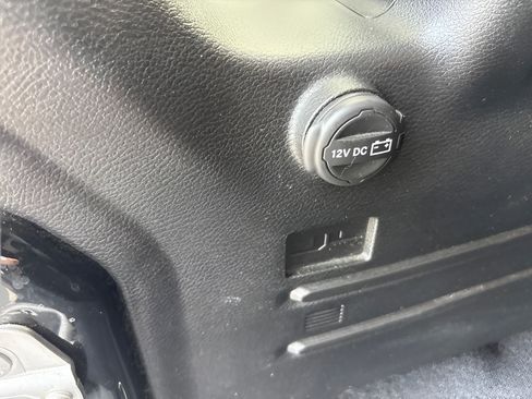 Used 2022 Jeep Wrangler Unlimited Sport AWD/4WD image 35
