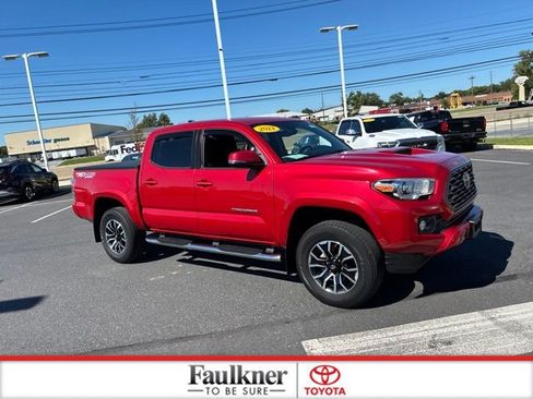 Certified 2021 Toyota Tacoma TRD Sport w/ Technology Package AWD/4WD image 3