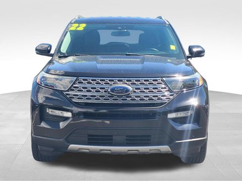 Used 2022 Ford Explorer Limited w/ Equipment Group 301A AWD/4WD image 2