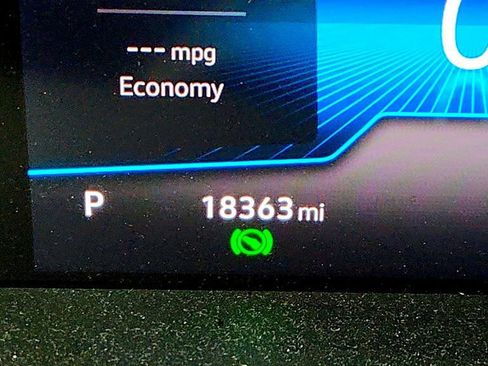 Used 2024 Volkswagen Tiguan SE R-Line AWD/4WD image 16