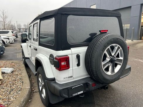 Used 2021 Jeep Wrangler Unlimited Sahara image 4