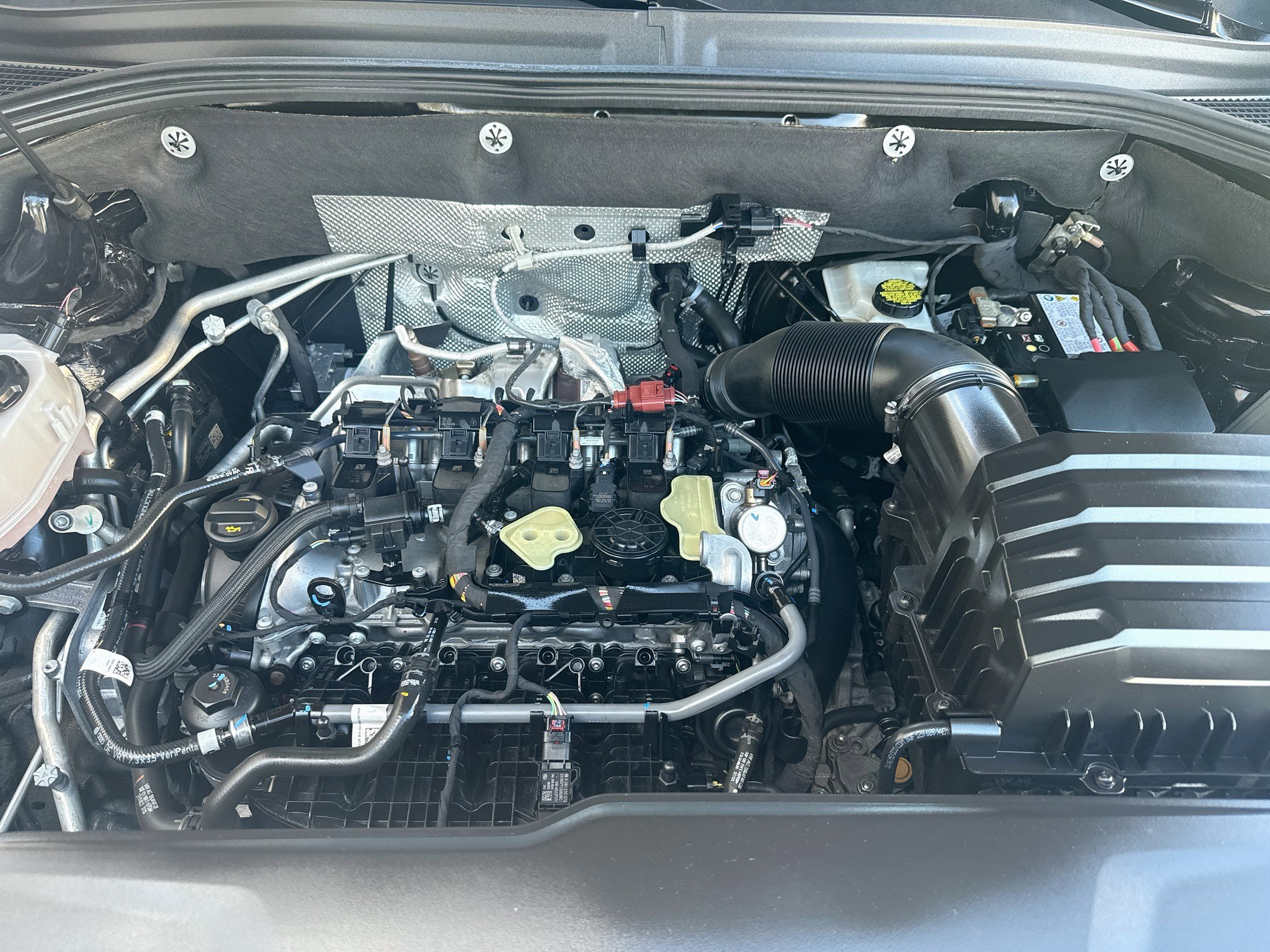 Certified 2024 Volkswagen Atlas SE FWD image 35
