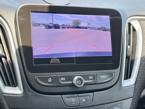 Used 2023 Chevrolet Malibu LT FWD image 6